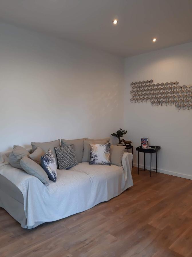 Home Sweet Home 2 Pieces 42 M2 Chambre, Salon, Cuisine, Grande Terrasse, Parking Proche Centre Ville Et Mer Coventry Exterior foto